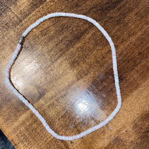 Vintage beachy coral theme necklace. Almost 18 inches long. Pink and white - Picture 3 of 7